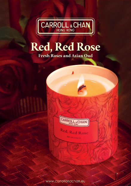 شمعة في برطمان من شمع العسل بنسبة 100% باللون الأحمر والوردة الحمراء