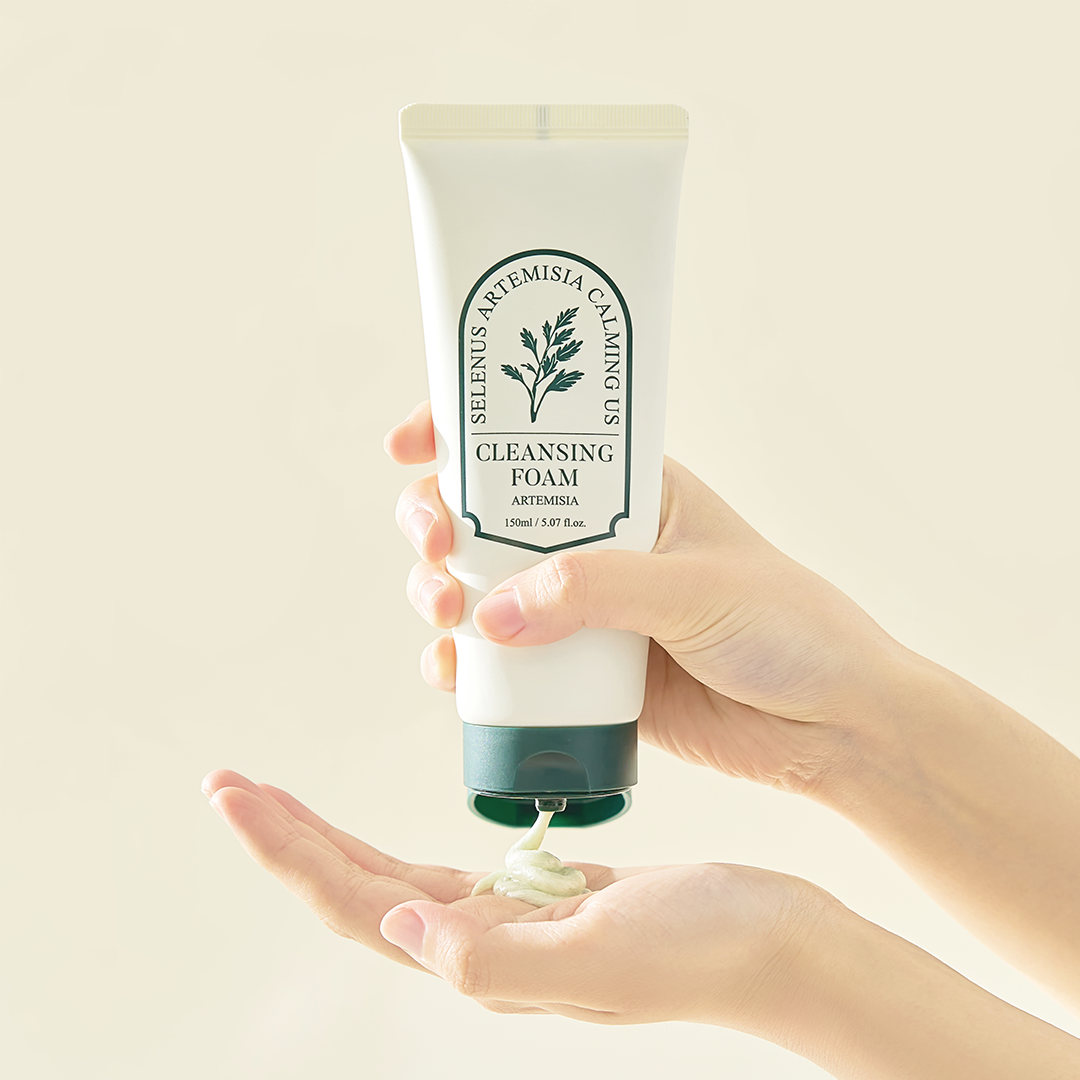 رغوة التنظيف المهدئة من سيلينوس أرتيميسيا