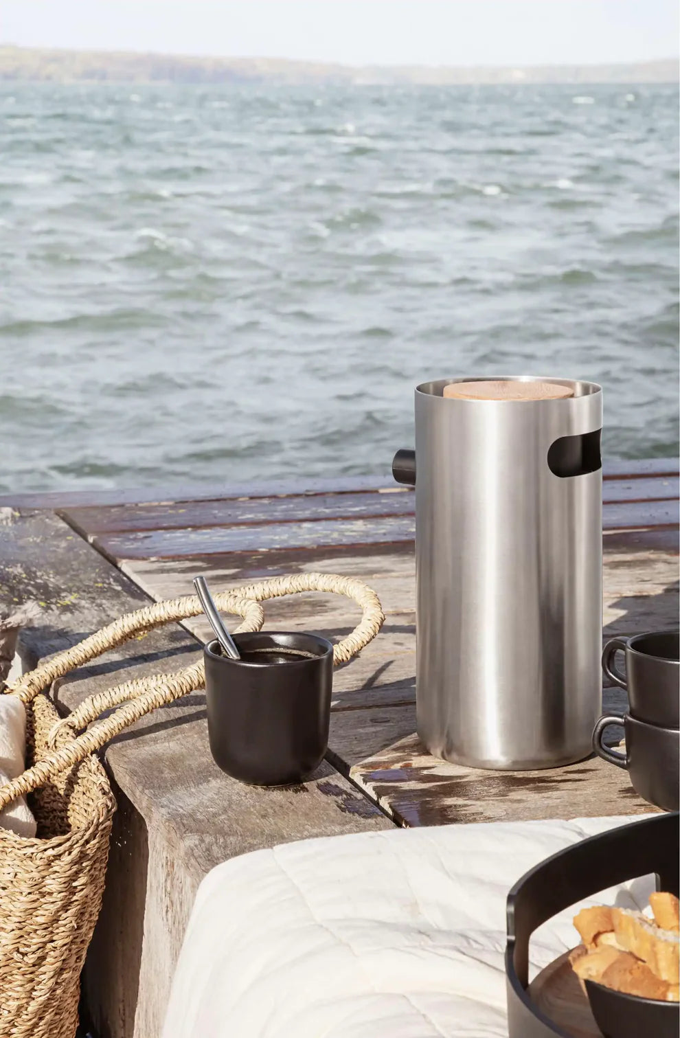 Nordic Kitchen Pump Vacuum Jug 1.8 l Steel
