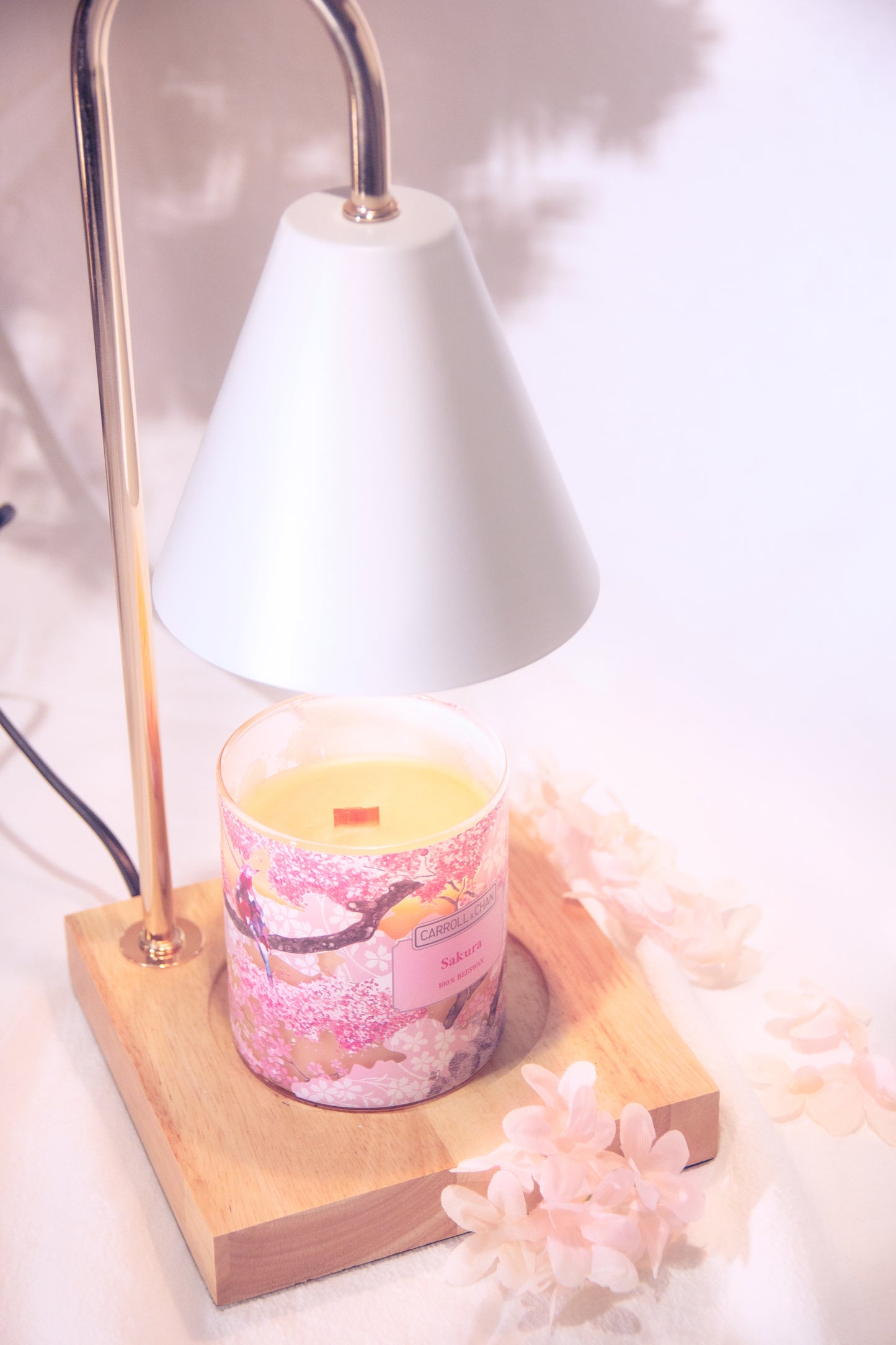 شمعة ساكورا اليابانية المصنوعة من شمع العسل بنسبة 100%