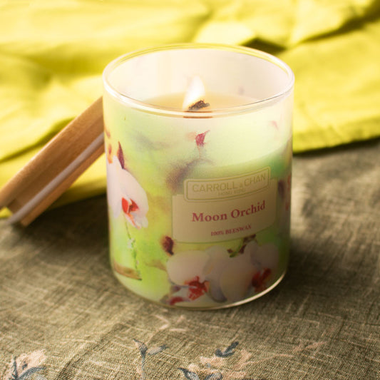 شمعة برطمان مصنوعة من شمع العسل بنسبة 100% من زهرة الأوركيد القمرية