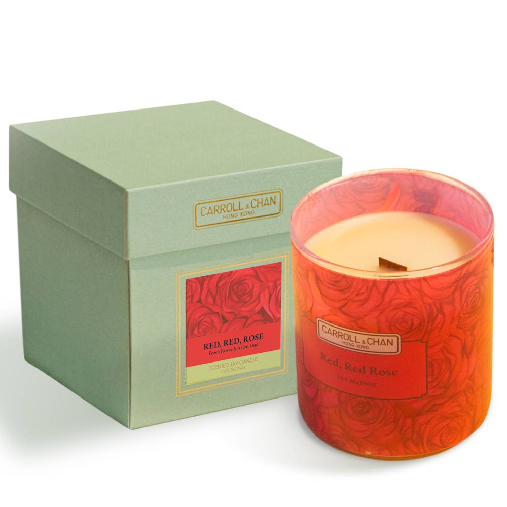 شمعة في برطمان من شمع العسل بنسبة 100% باللون الأحمر والوردة الحمراء